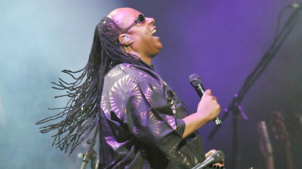 Stevie Wonder - Live at Wembley Stadium - London England 1989 1989 movie scene