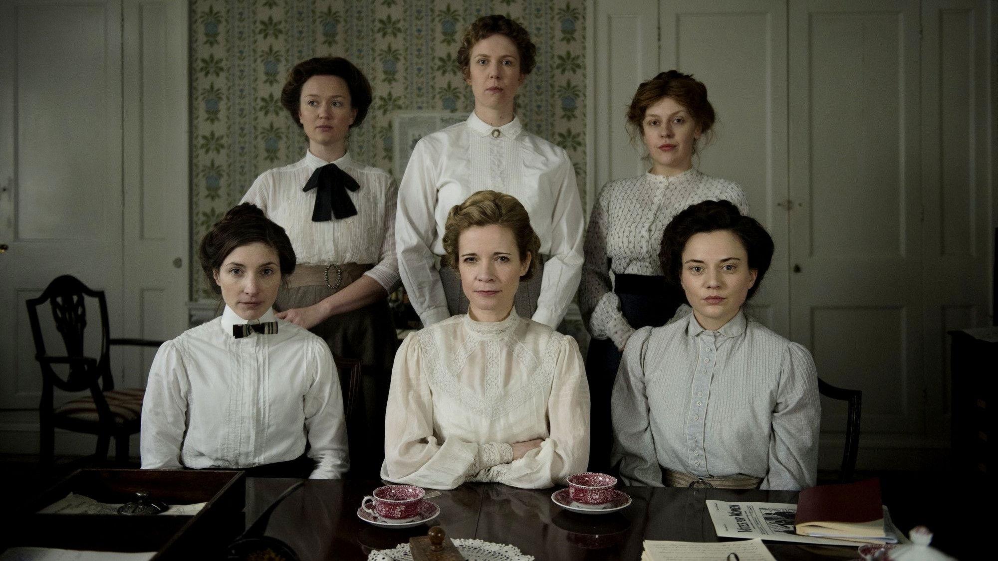 Suffragettes, with Lucy Worsley 2018 movie scene