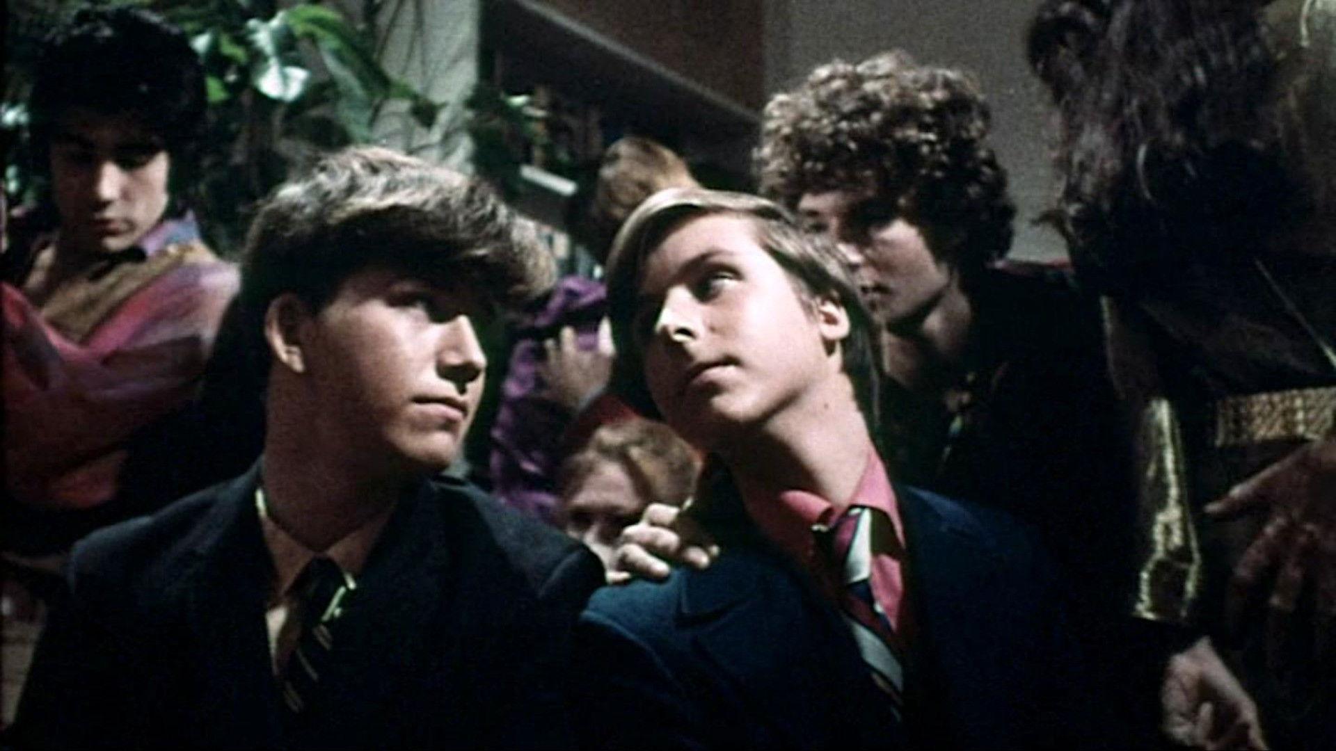 The Sidelong Glances of a Pigeon Kicker 1970 movie scene
