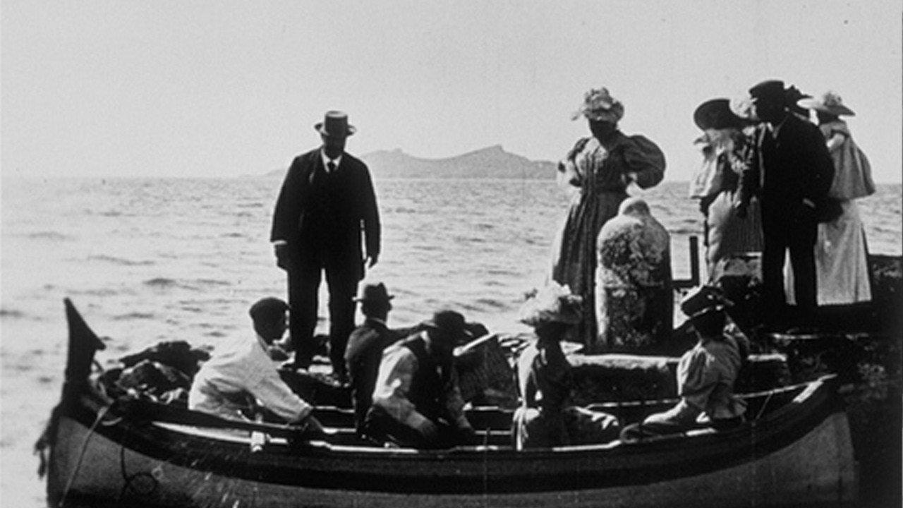 Embarquement pour la promenade 1896 movie scene