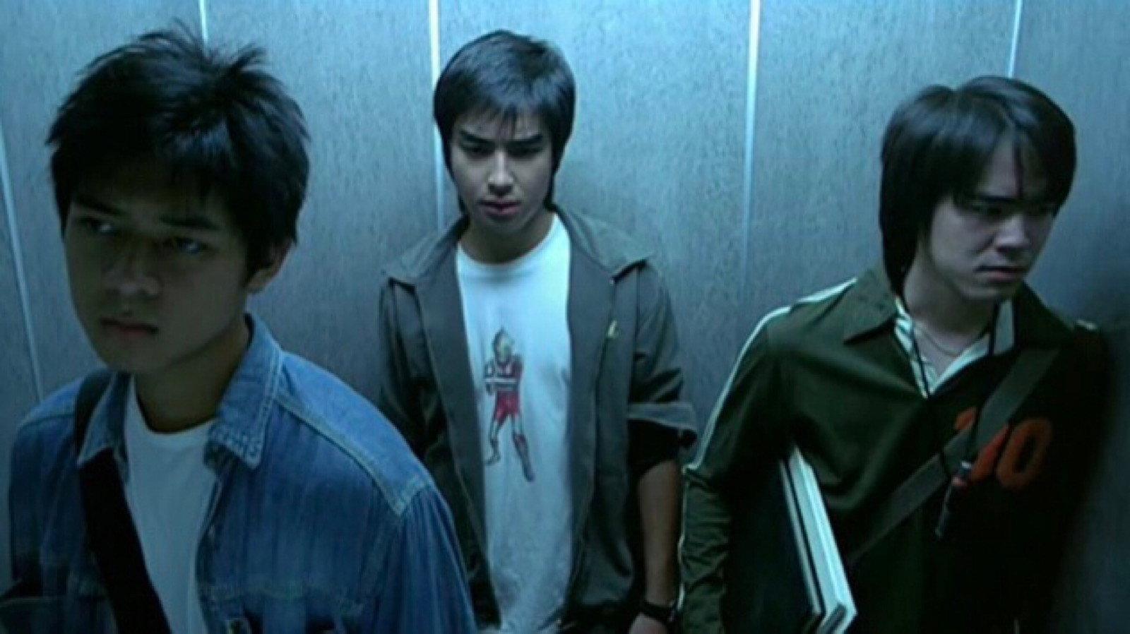 Omen 2003 movie scene