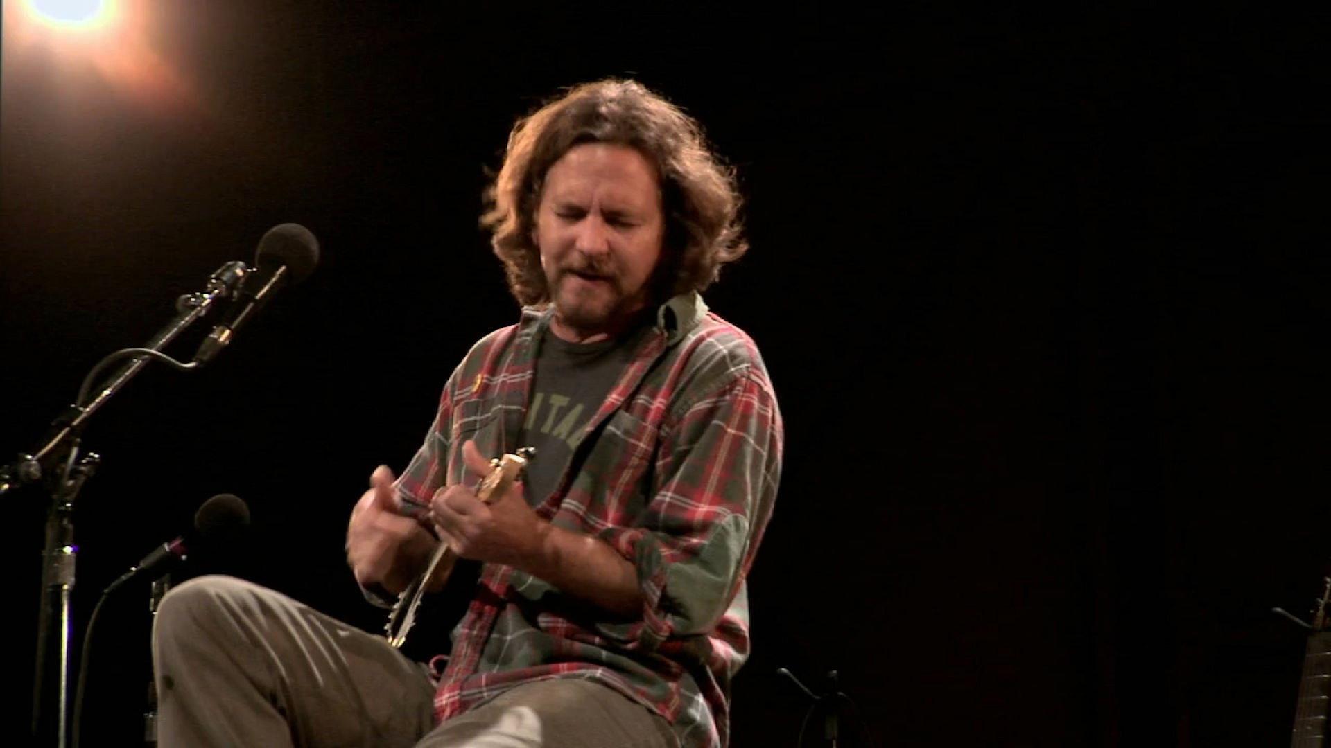 Eddie Vedder: Water on the Road 2011 movie scene