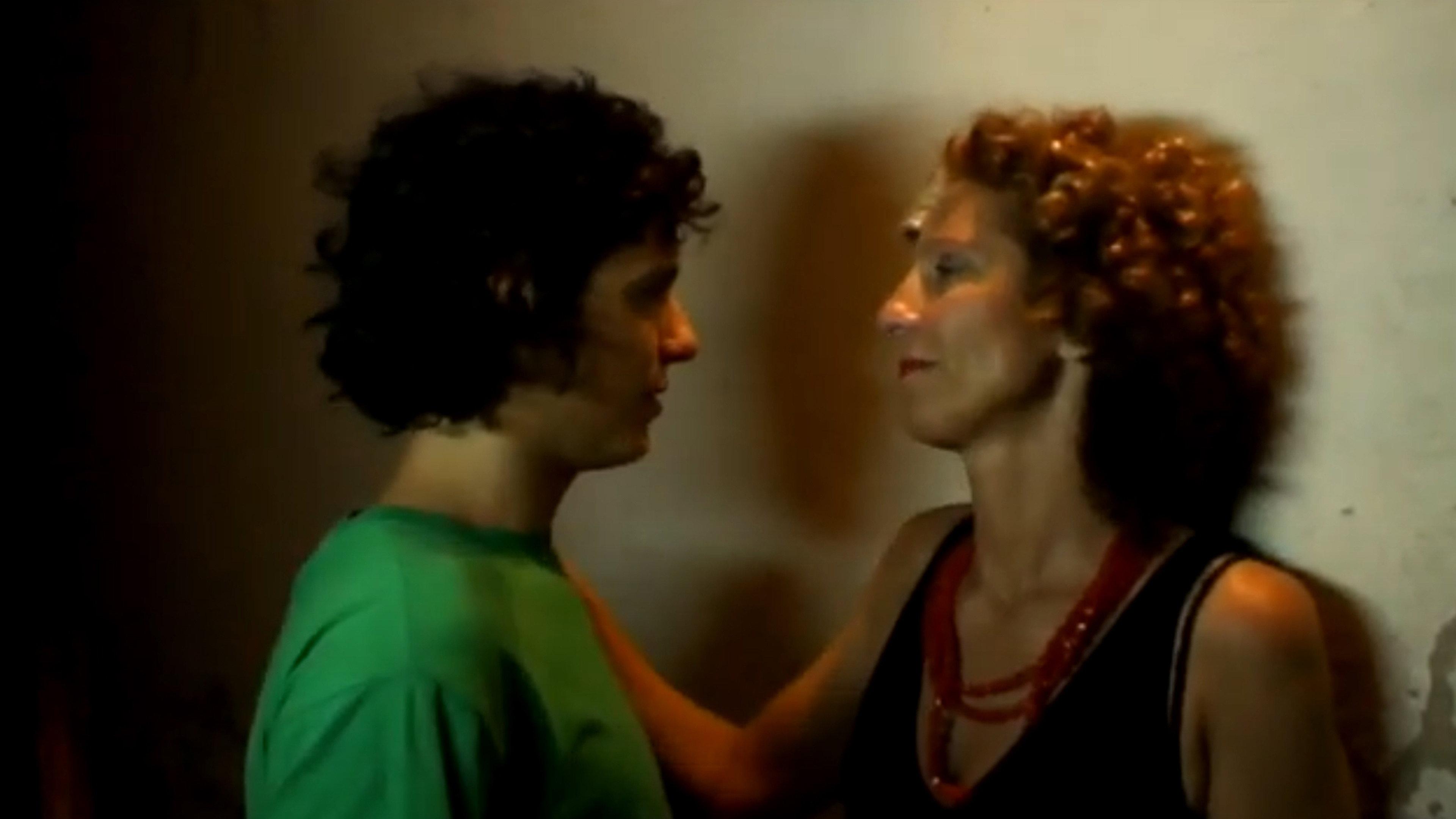 Verde y negro 2005 movie scene