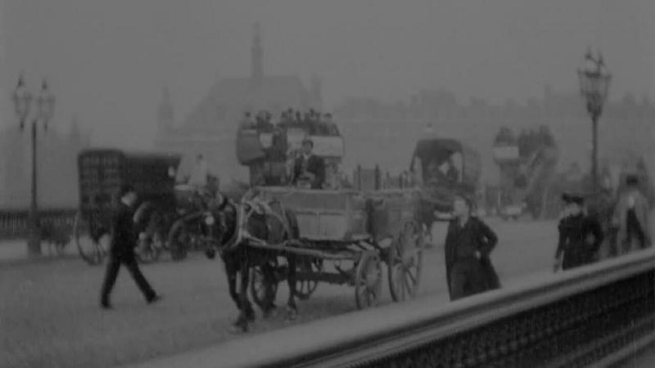 Blackfriars Bridge 1896 movie scene