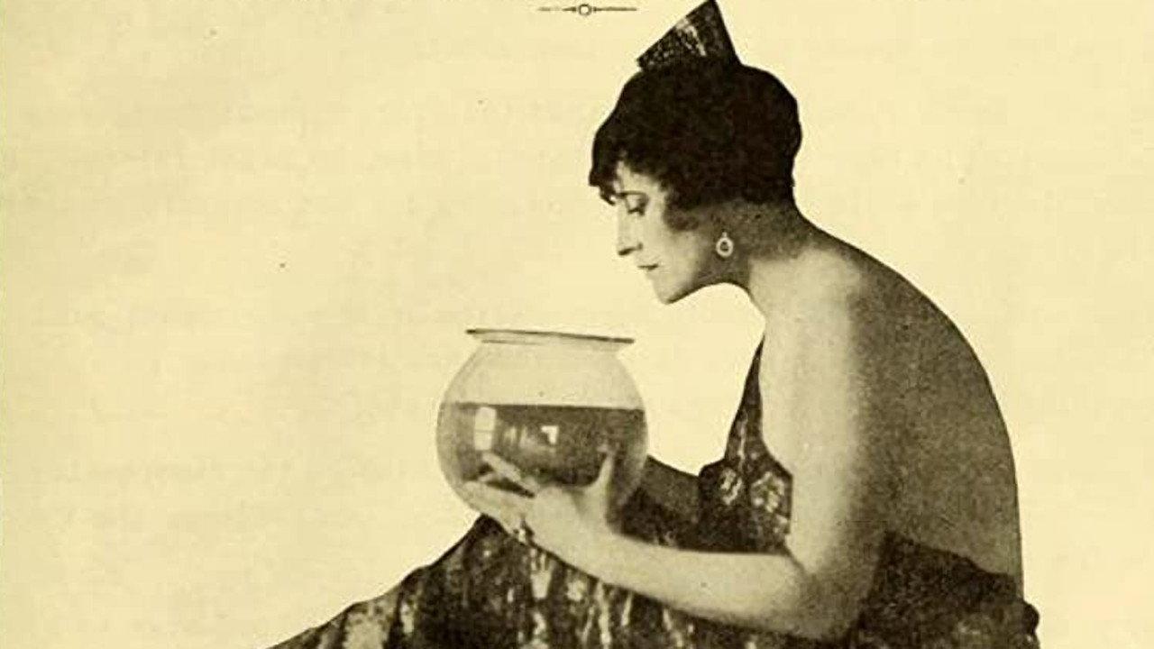 Vera, the Medium 1917 movie scene