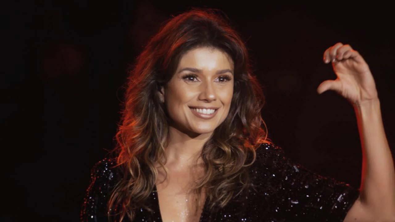 Paula Fernandes - Origens 2019 movie scene