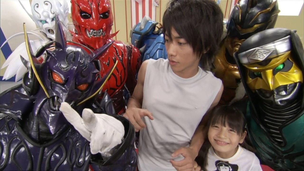 Kamen Rider Den-O: Singing, Dancing, Great Training!! 2007 movie scene