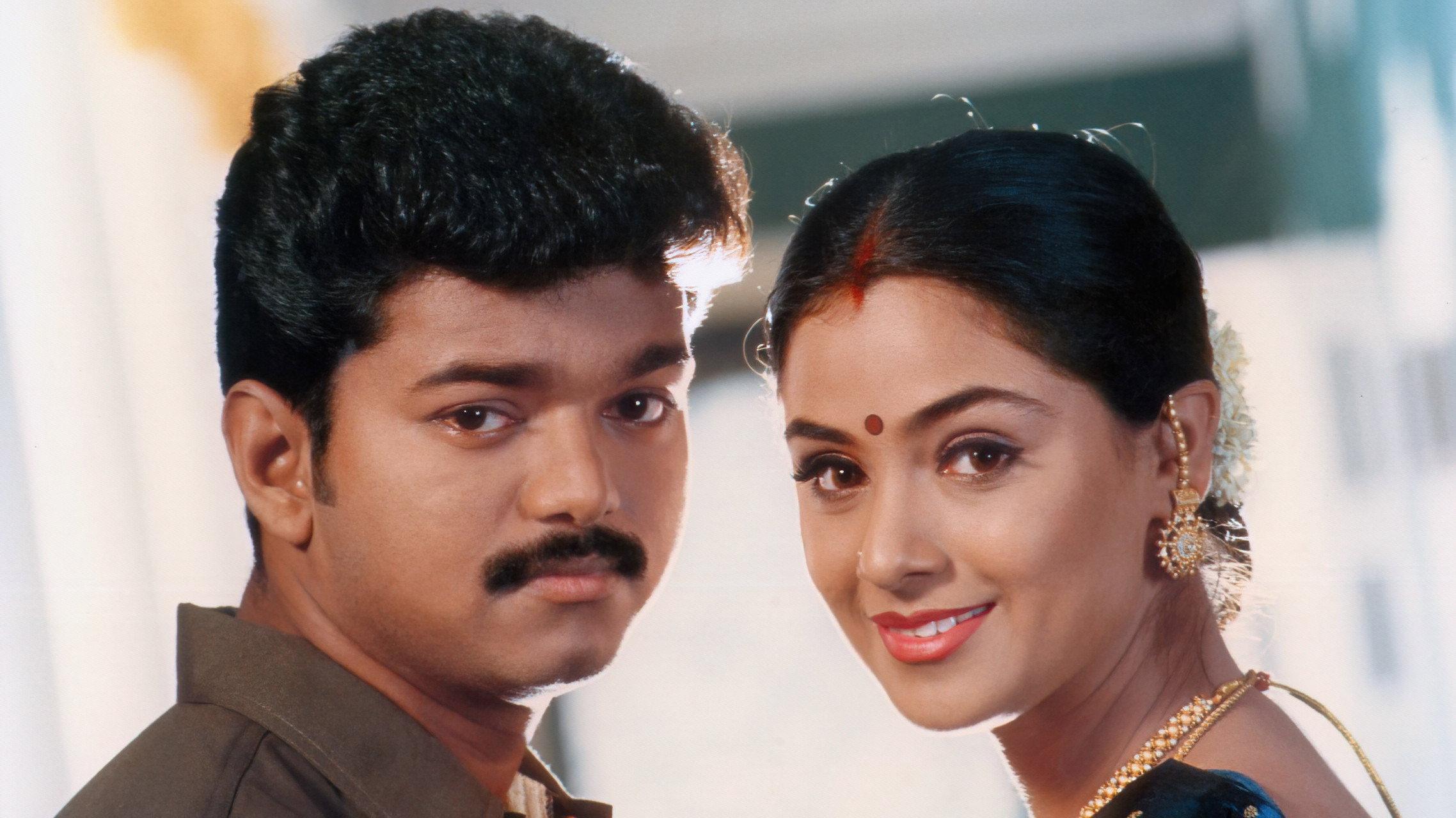 Priyamaanavale 2000 movie scene