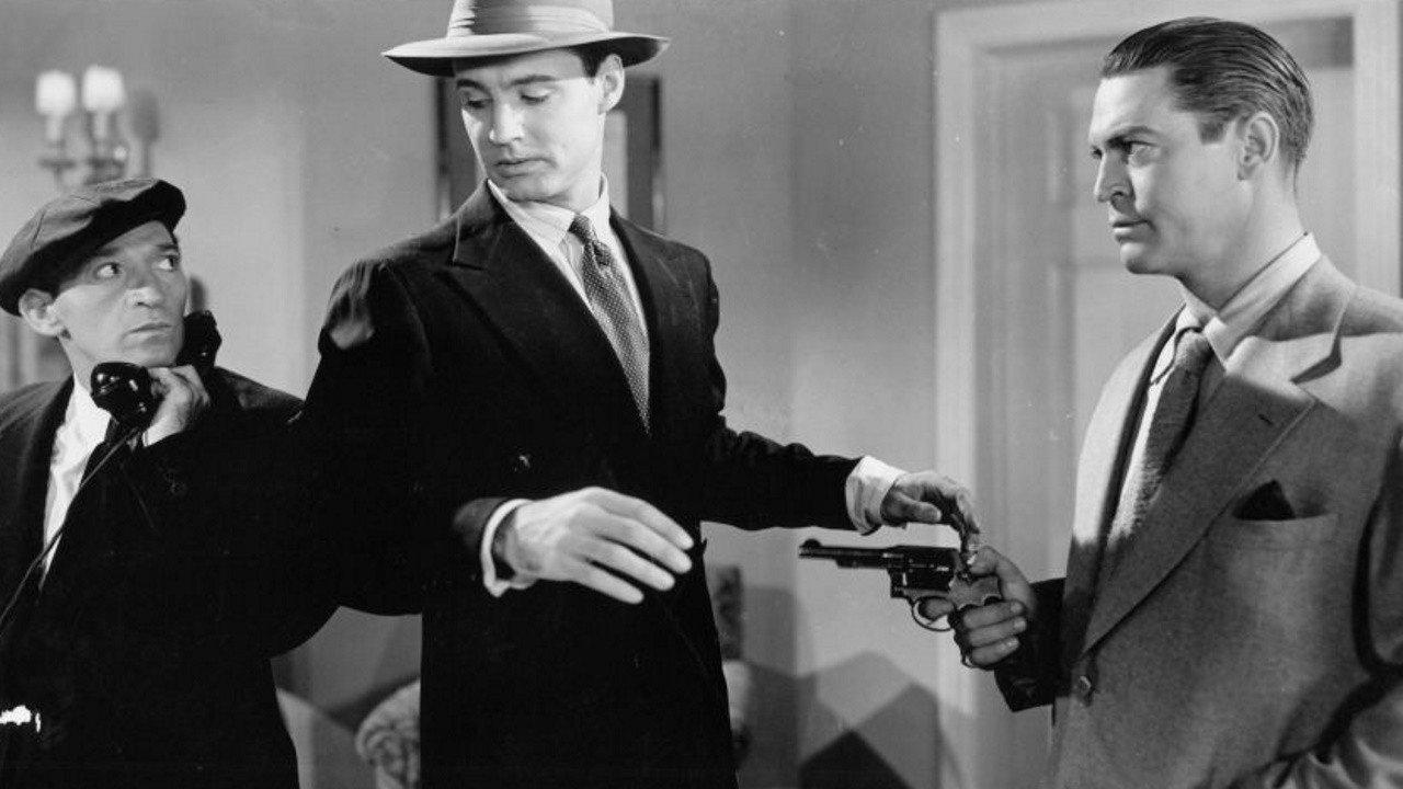 A Close Call for Boston Blackie 1946 movie scene