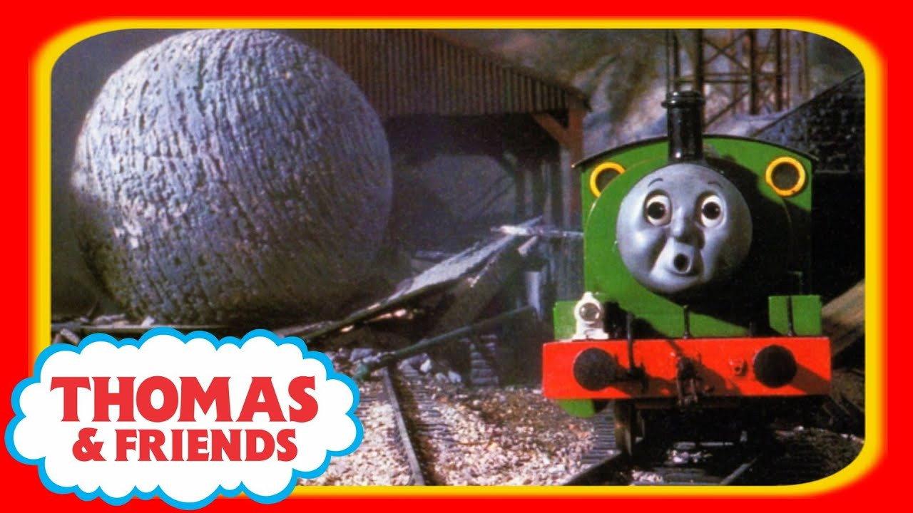 Thomas & Friends: Spills & Chills 2000 movie scene