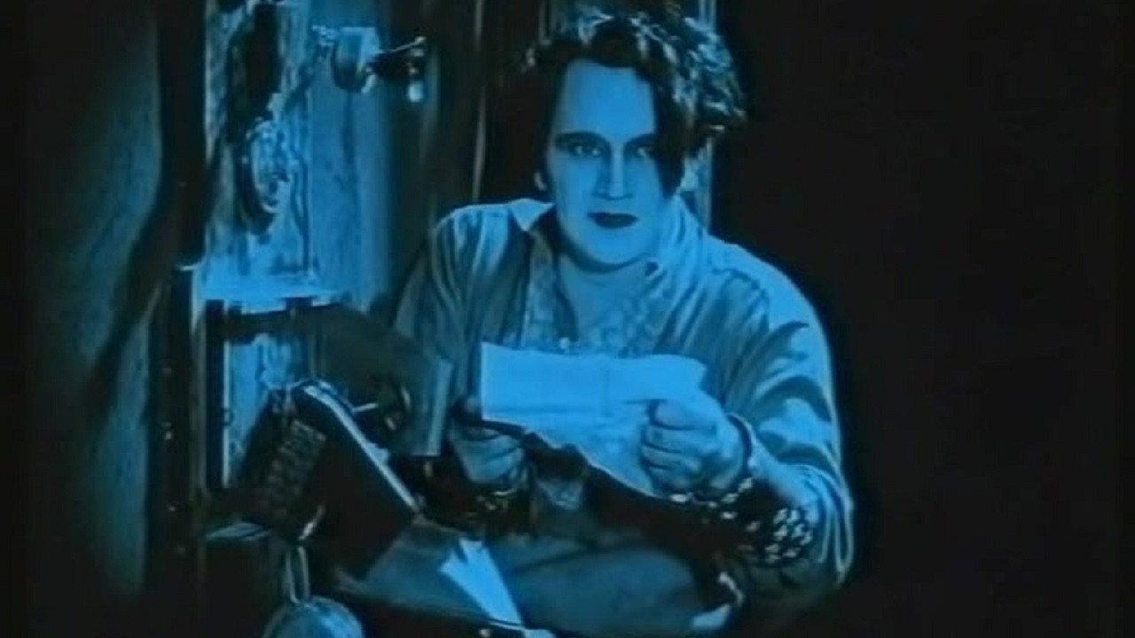 What's Going on in Beely Circus? 1927 movie scene