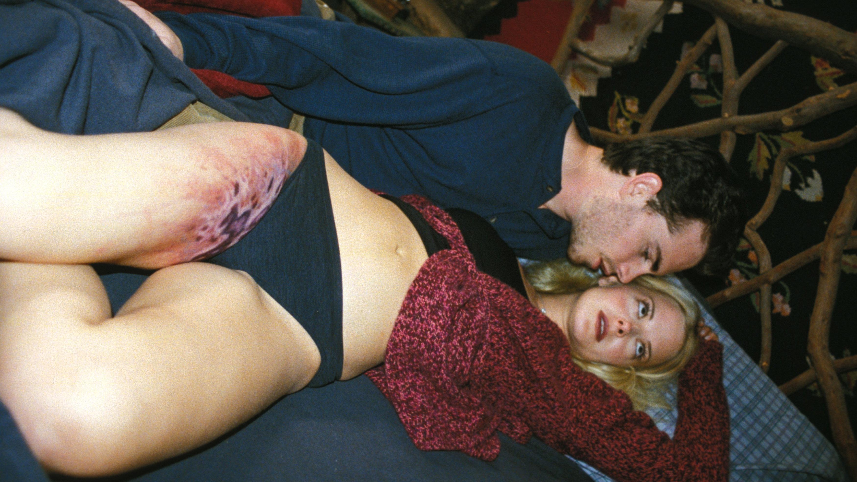 Cabin Fever 2003 movie scene