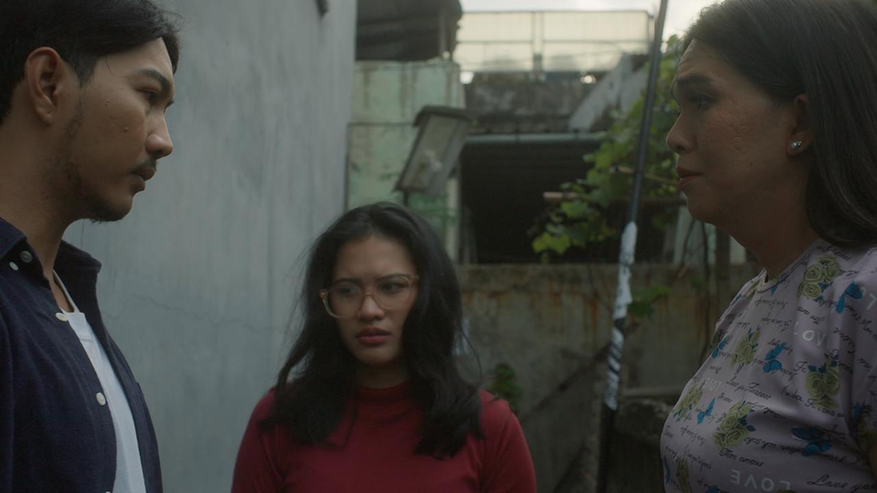 Her Guardian 2025 movie scene
