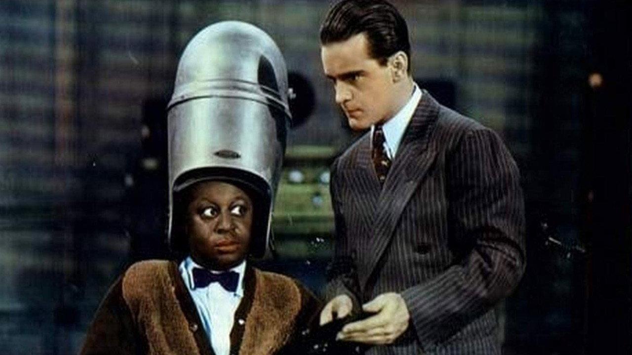 Laughing at Danger 1940 movie scene