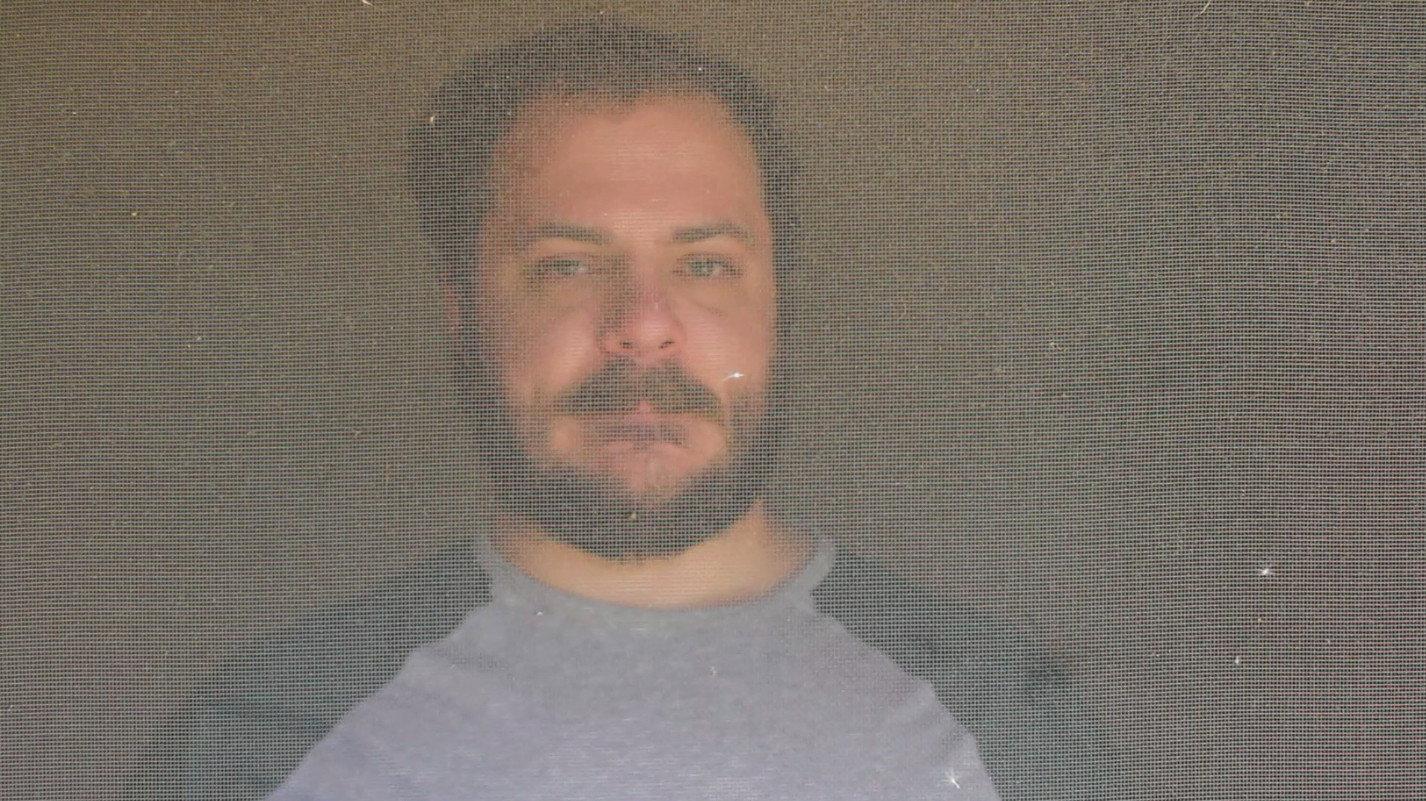 scratch on metal 2016 movie scene