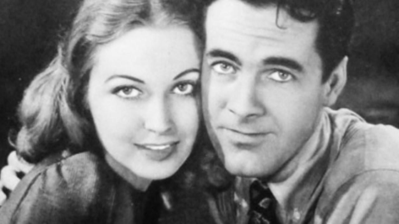Redhead 1941 movie scene
