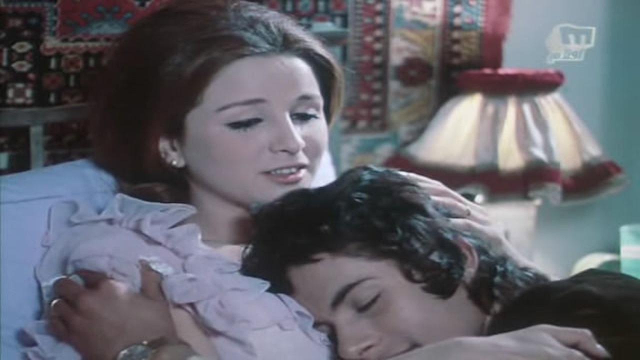 El Banat Lazem Ttgawz 1973 movie scene