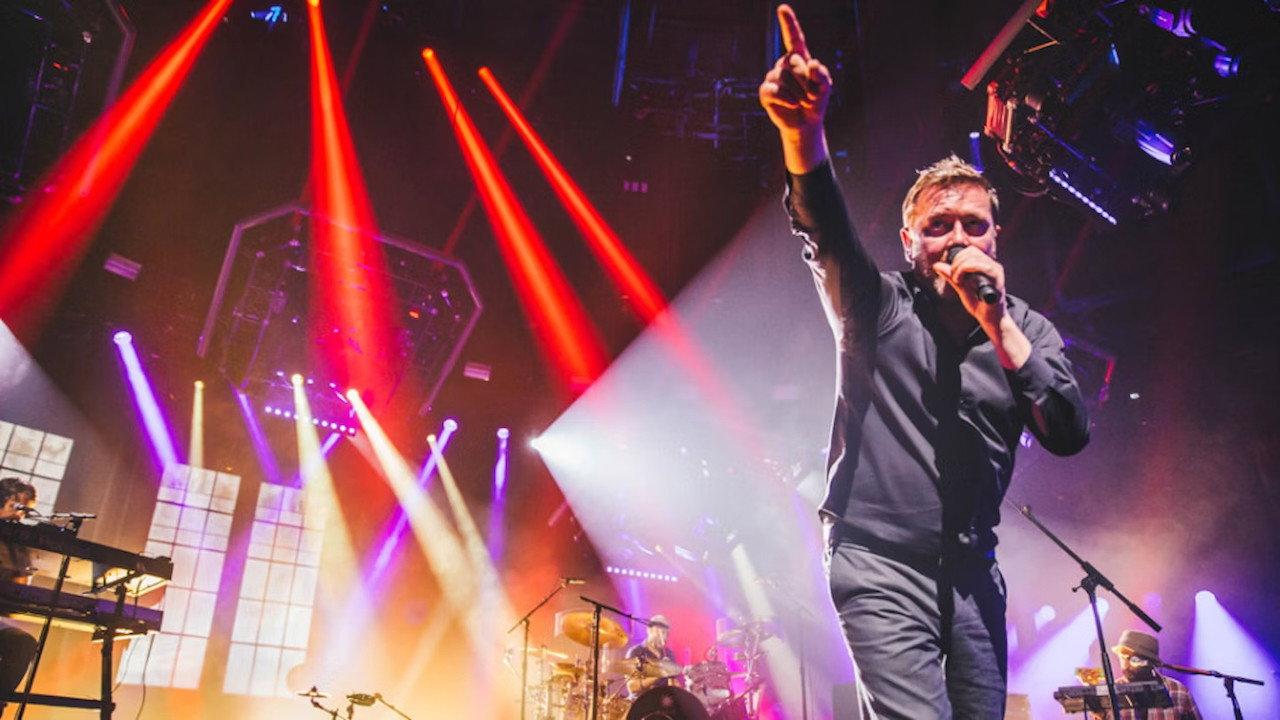 Elbow - iTunes festival 2014 2014 movie scene