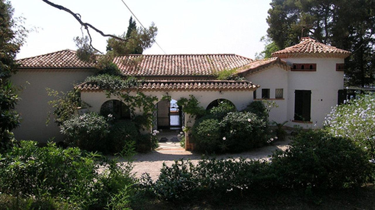 La Villa Santo-Sospir 1952 movie scene