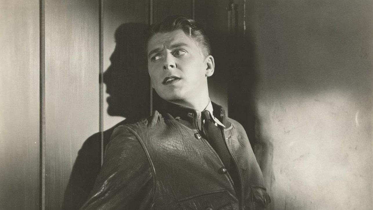 Secret Service of the Air 1939 movie scene