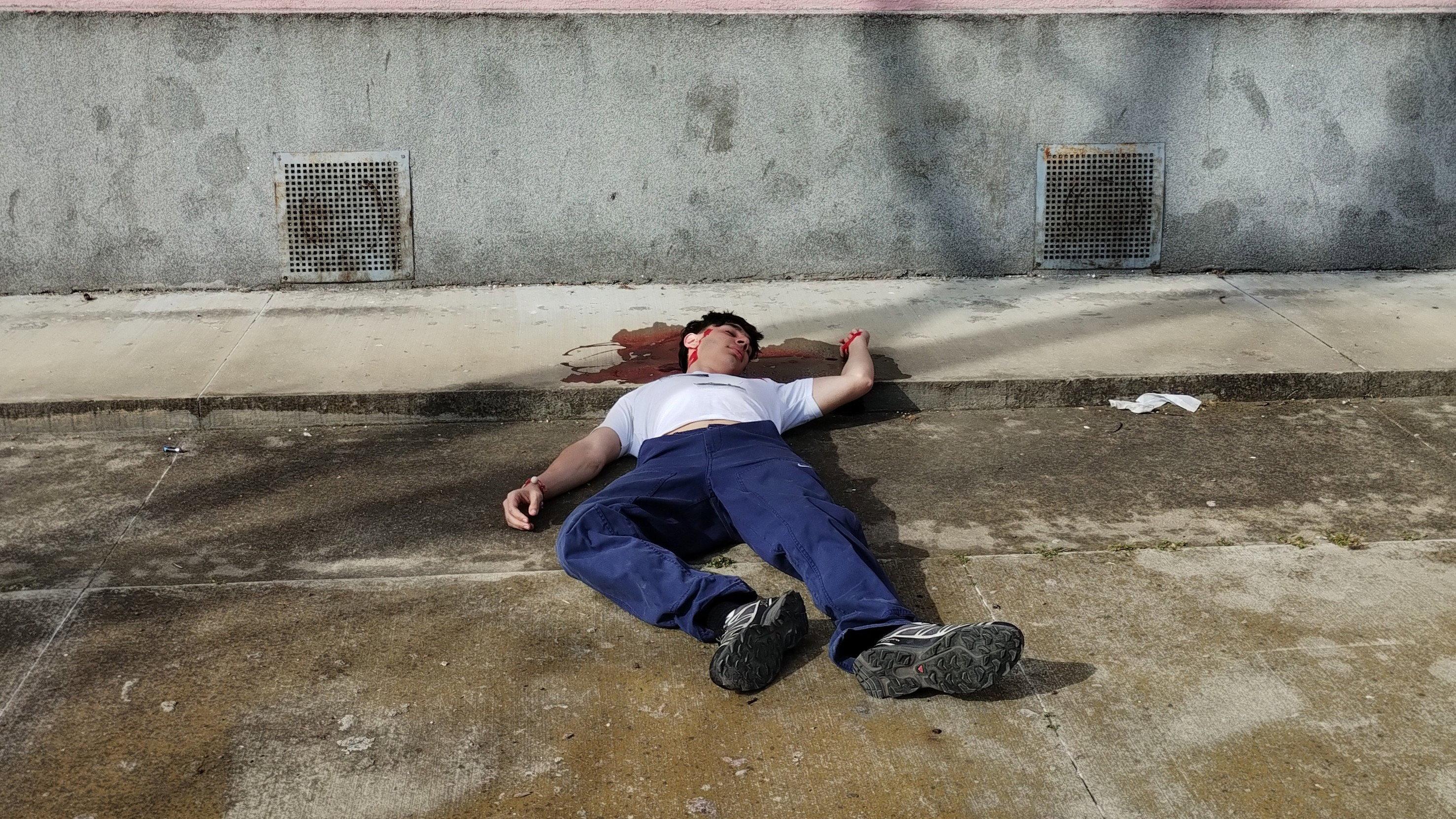 Juego de sombras 2024 movie scene