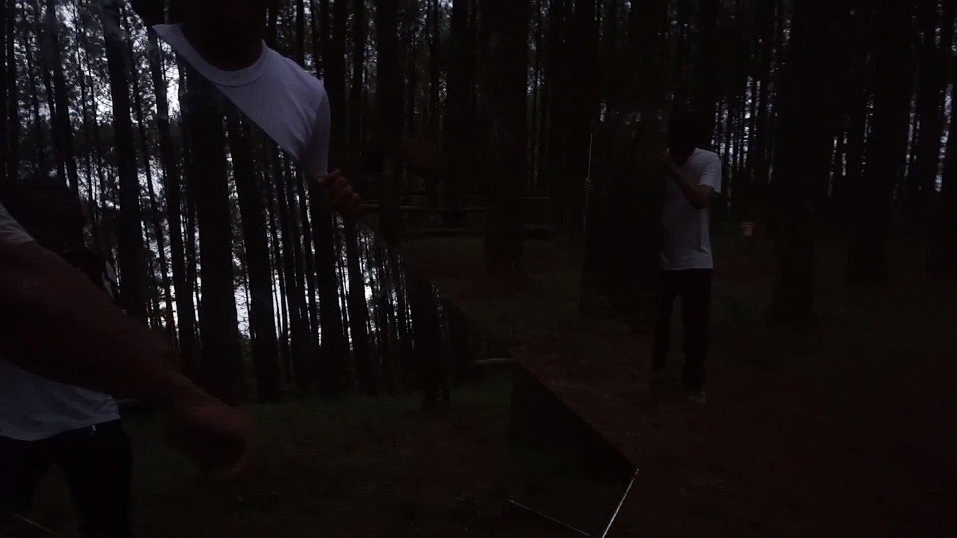 In The Pines 2022 movie scene