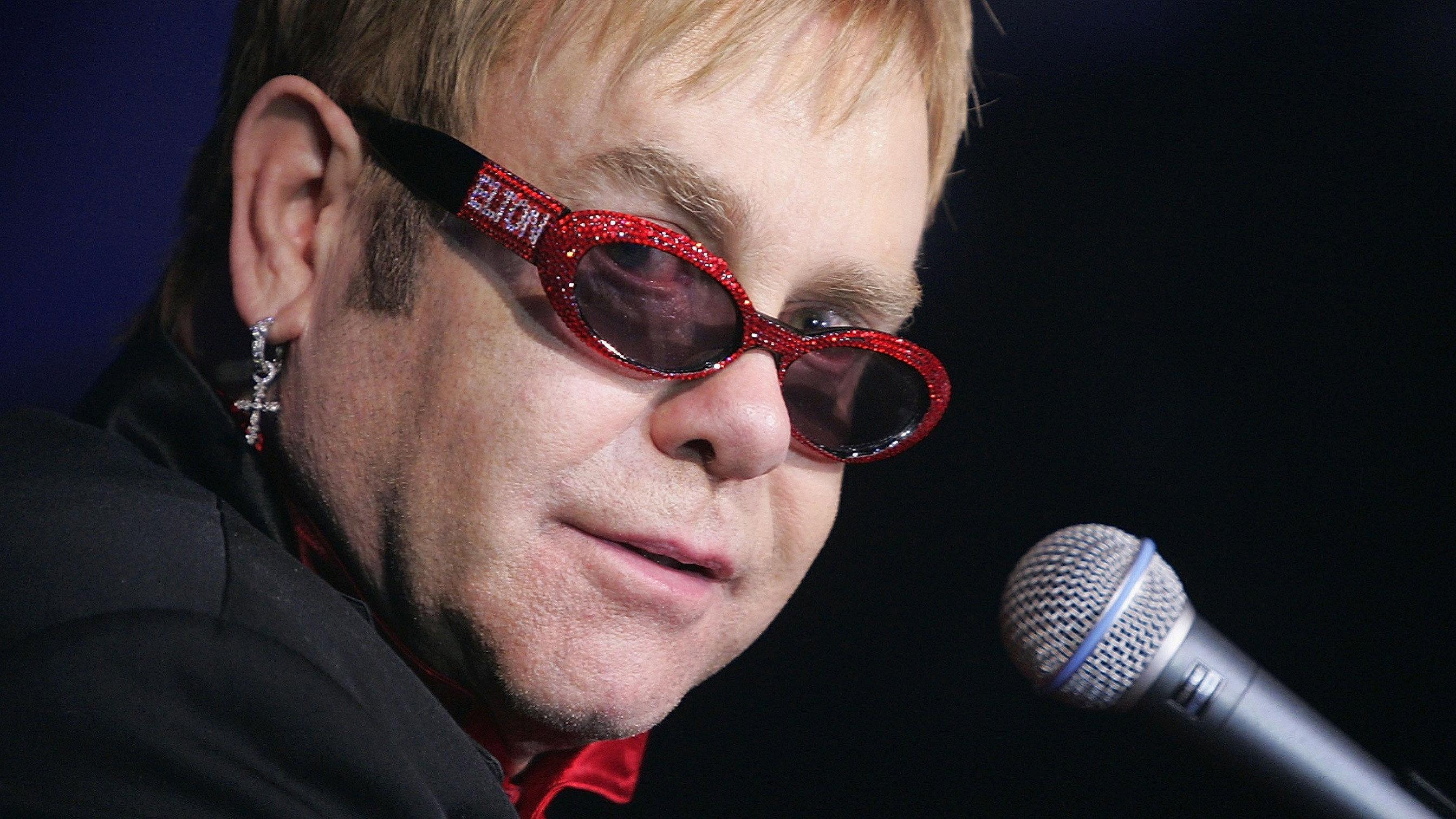 Elton John: Dream Ticket 2004 movie scene