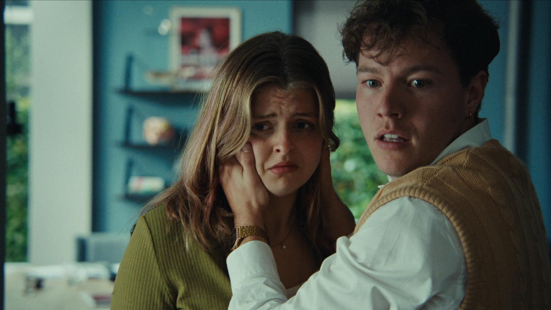 wat als het overloopt 2025 movie scene