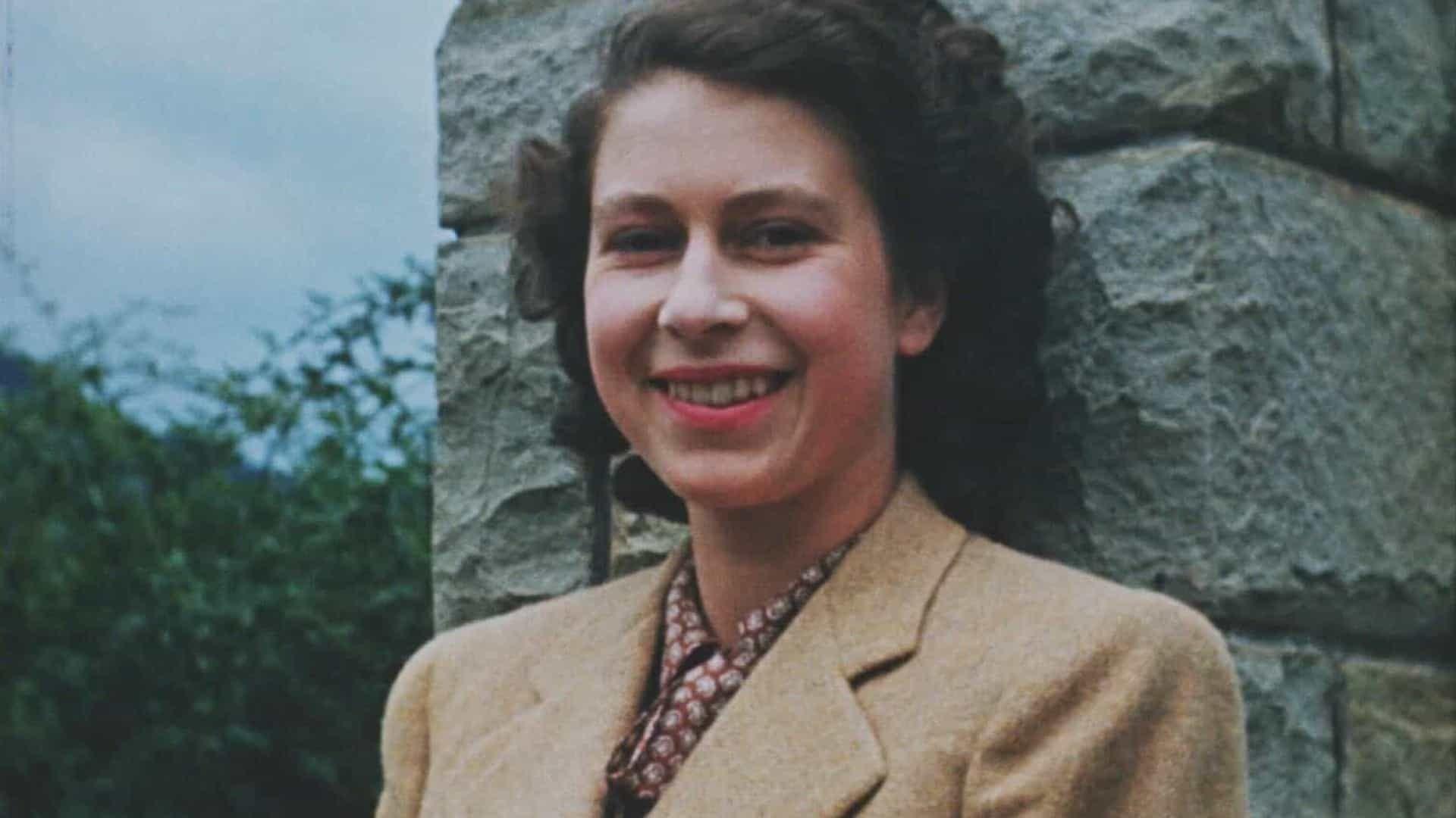 Elizabeth: The Unseen Queen 2022 movie scene