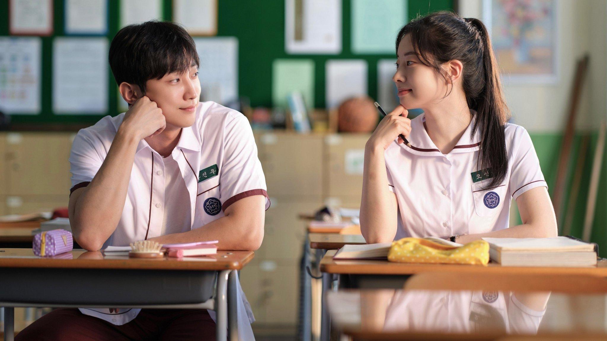 You Are the Apple of My Eye 2025 movie scene