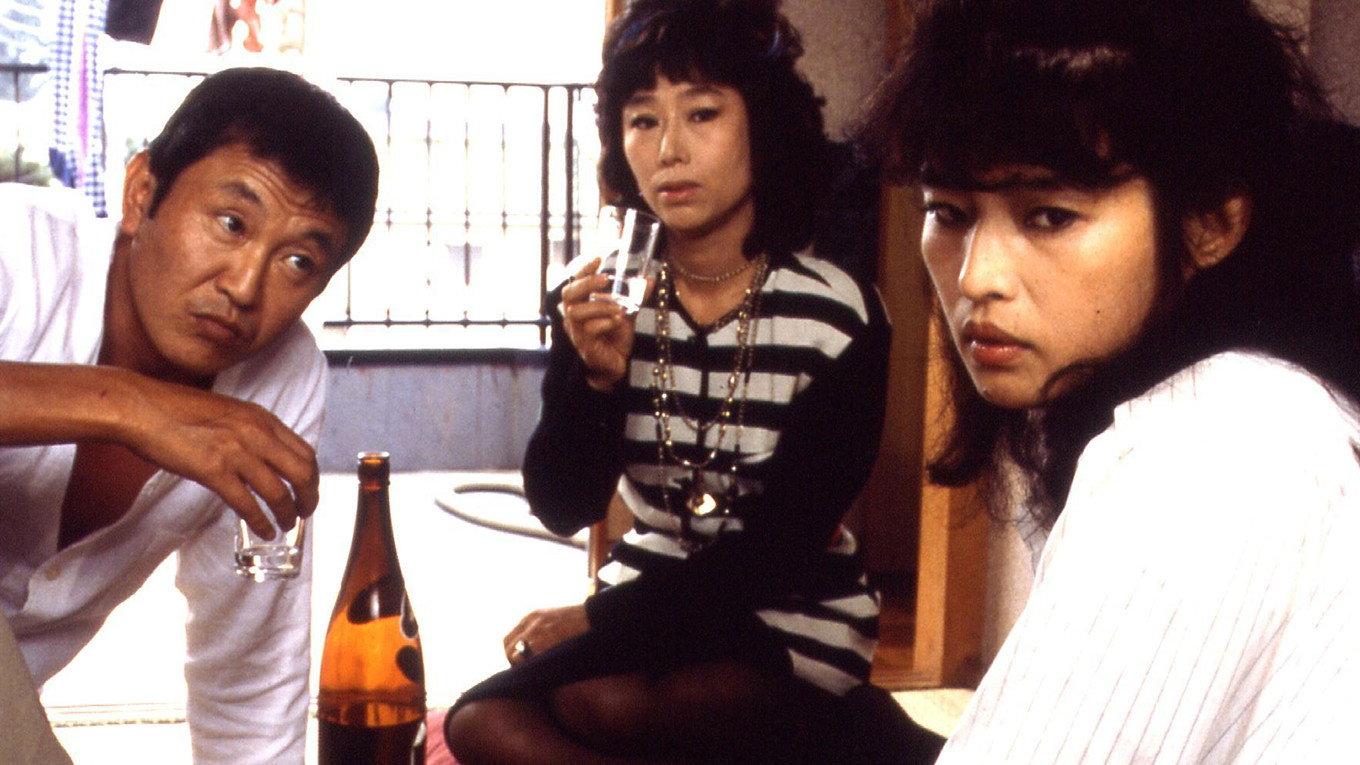 The Woman Soaked from Waiting 1987 movie scene