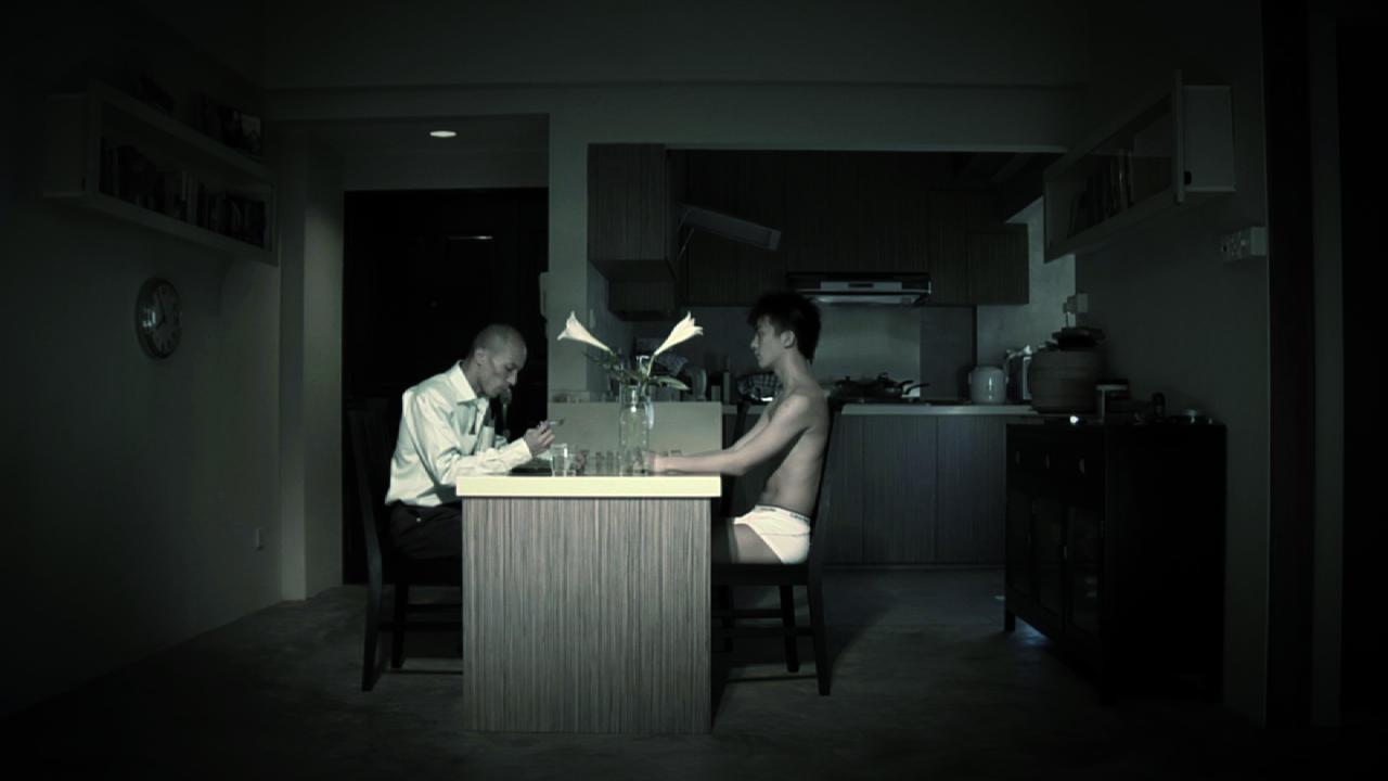 Solos 2007 movie scene