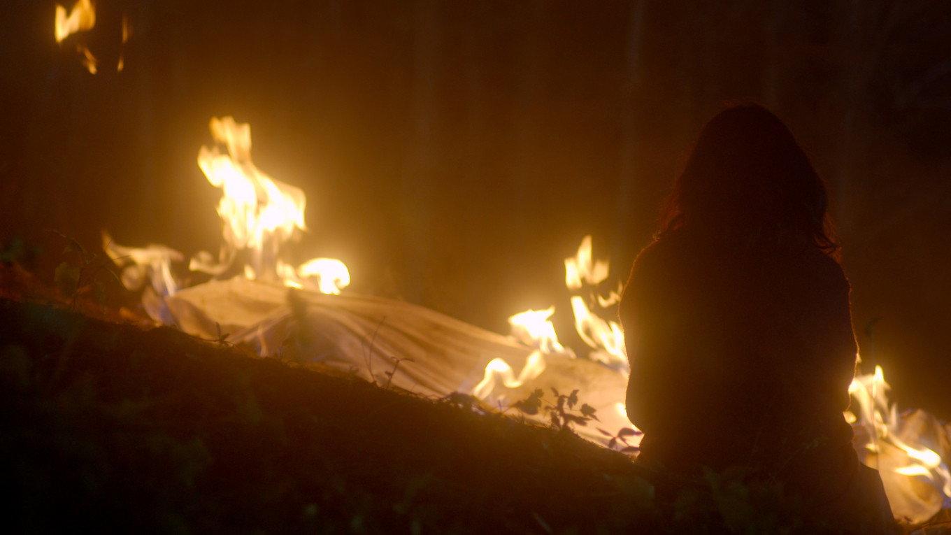 Where Burning Cold Lies 2022 movie scene