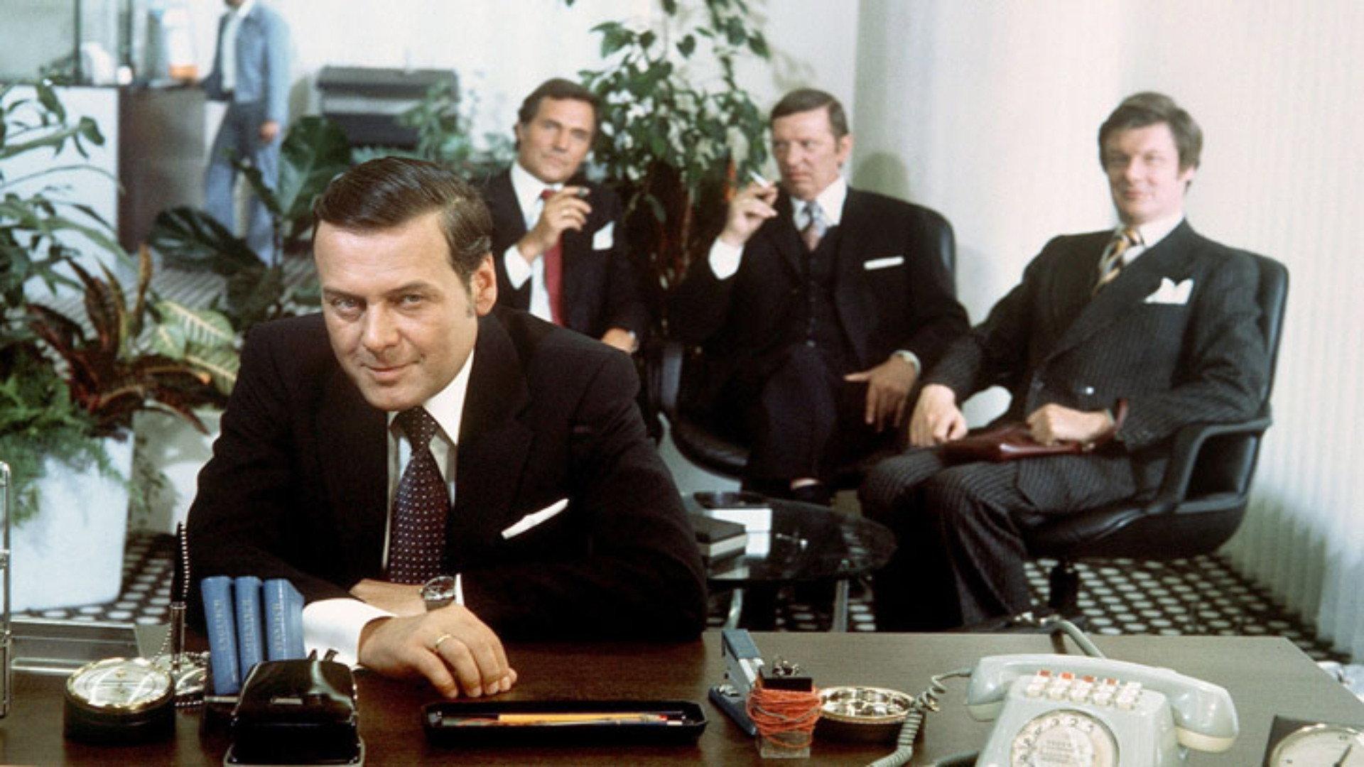 Four Against the Bank 1976 movie scene
