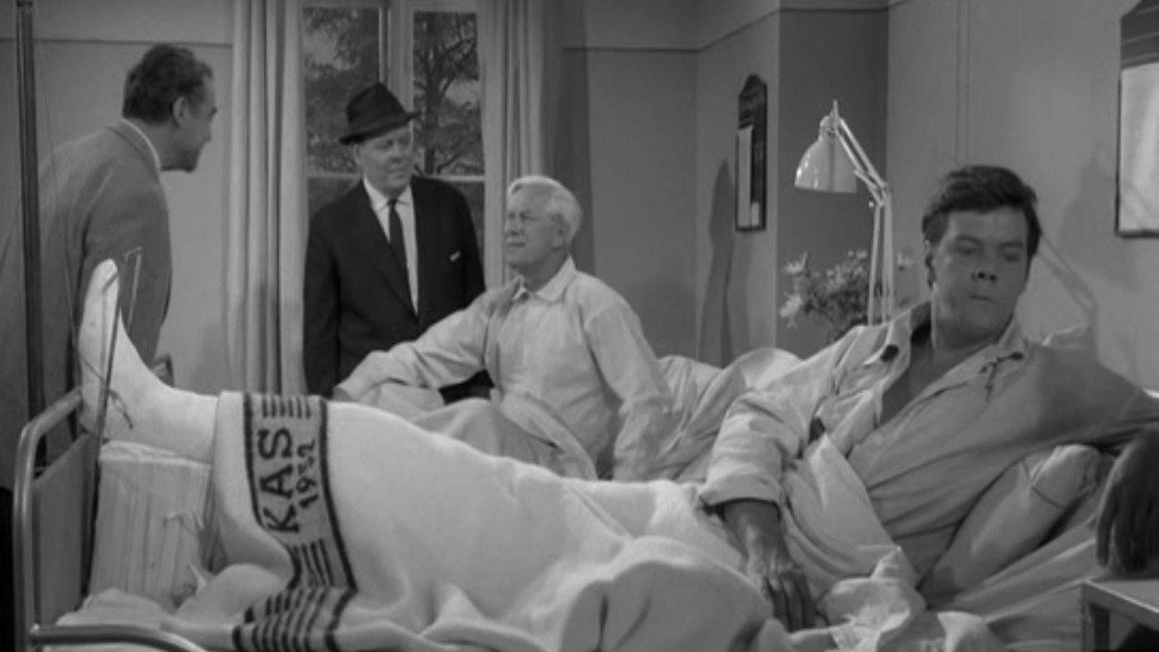 Five men and Rosa 1964 movie scene