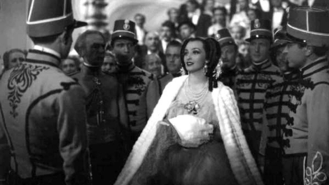 La contessa Castiglione 1942 movie scene