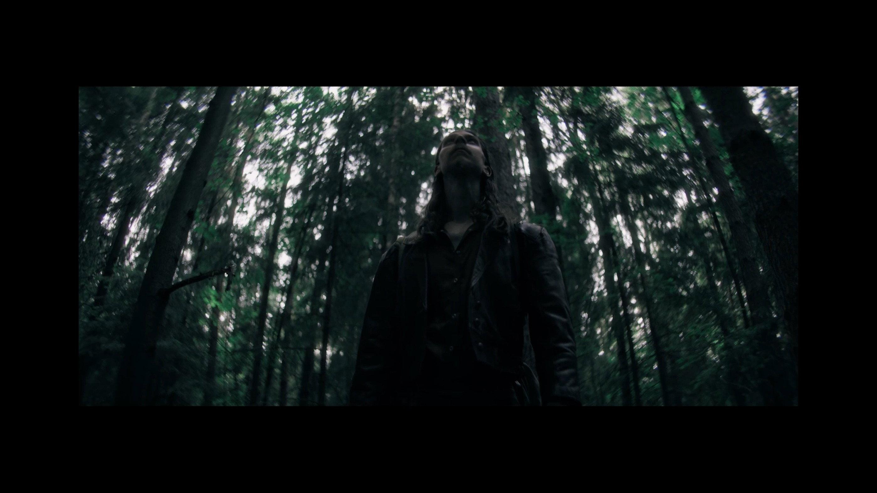On the other side of the bridge movie scene