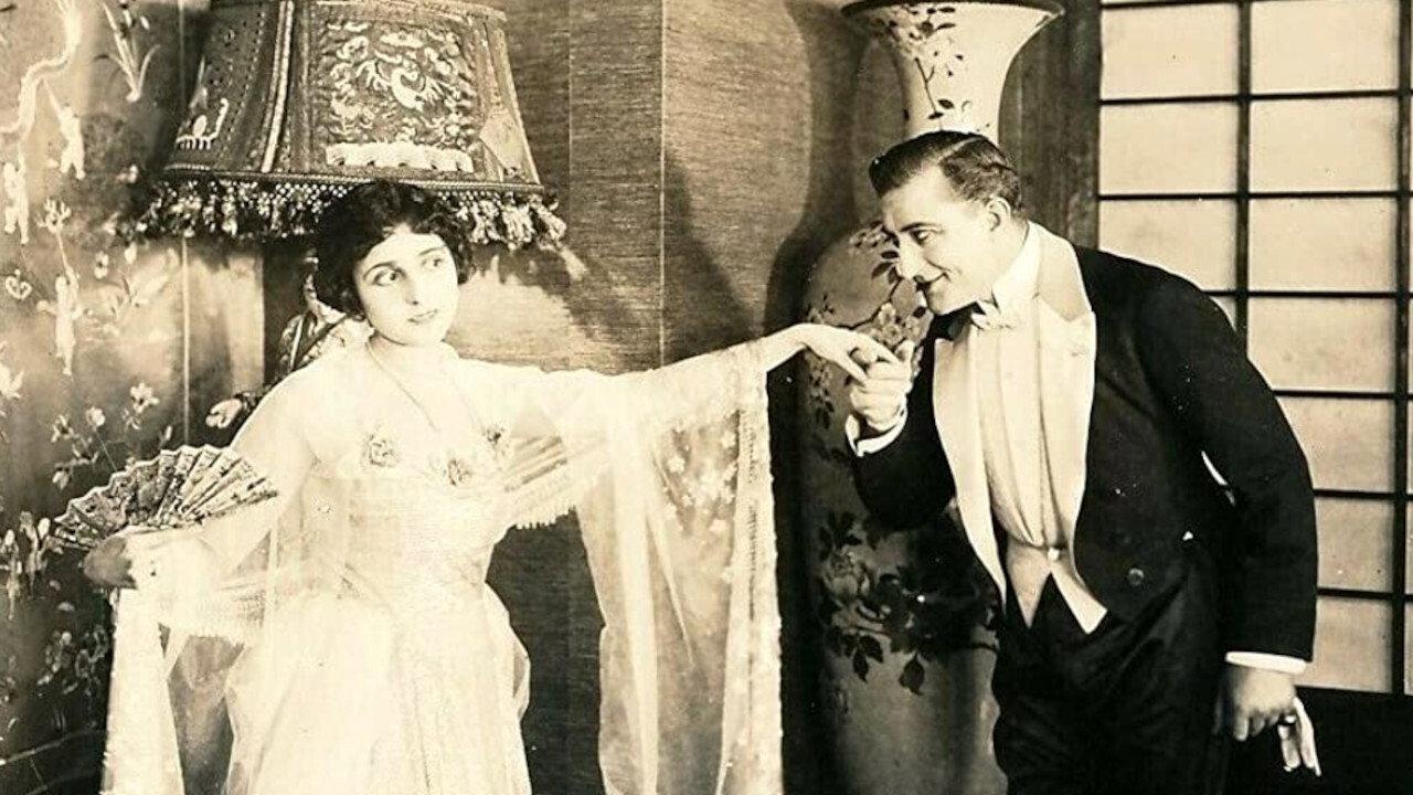 Red, White and Blue Blood 1917 movie scene
