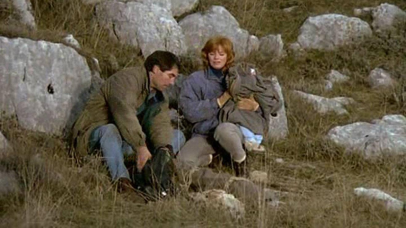 Lie Down with Lions 1994 movie scene