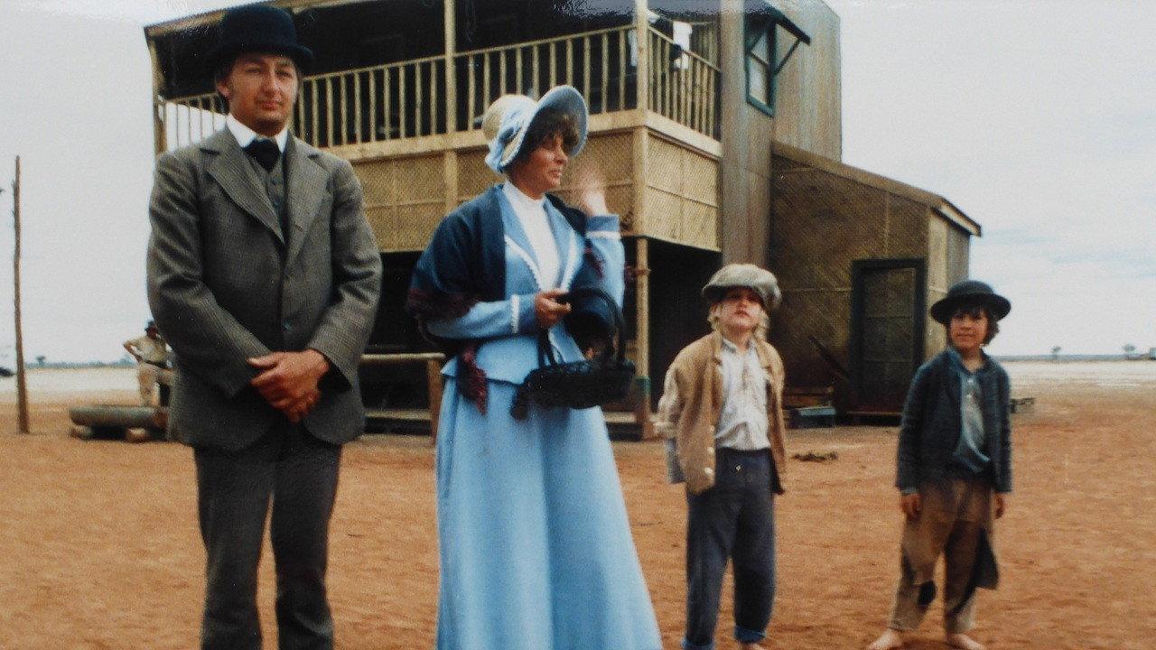Bullseye 1987 movie scene