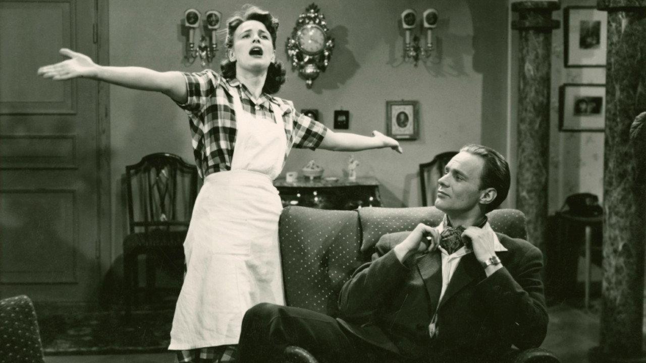 Stiliga Augusta 1946 movie scene