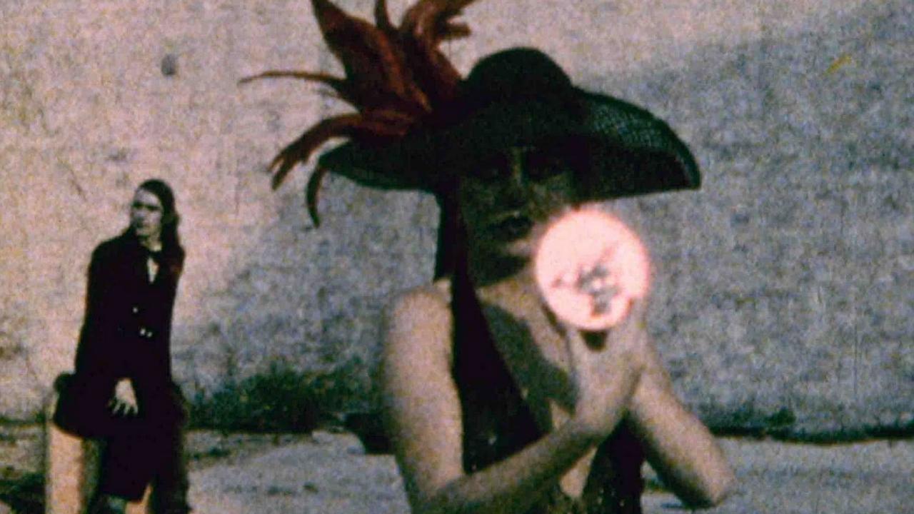 Art of Mirrors 1973 movie scene