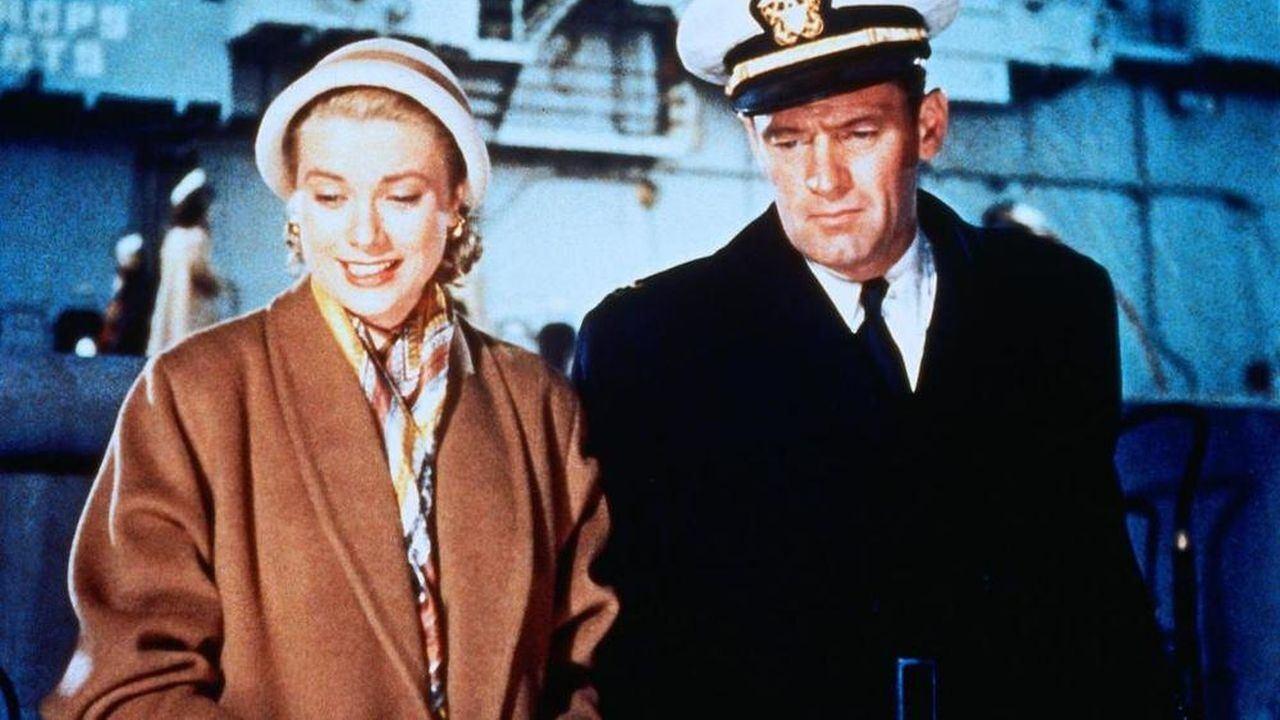 The Bridges at Toko-Ri 1954 movie scene