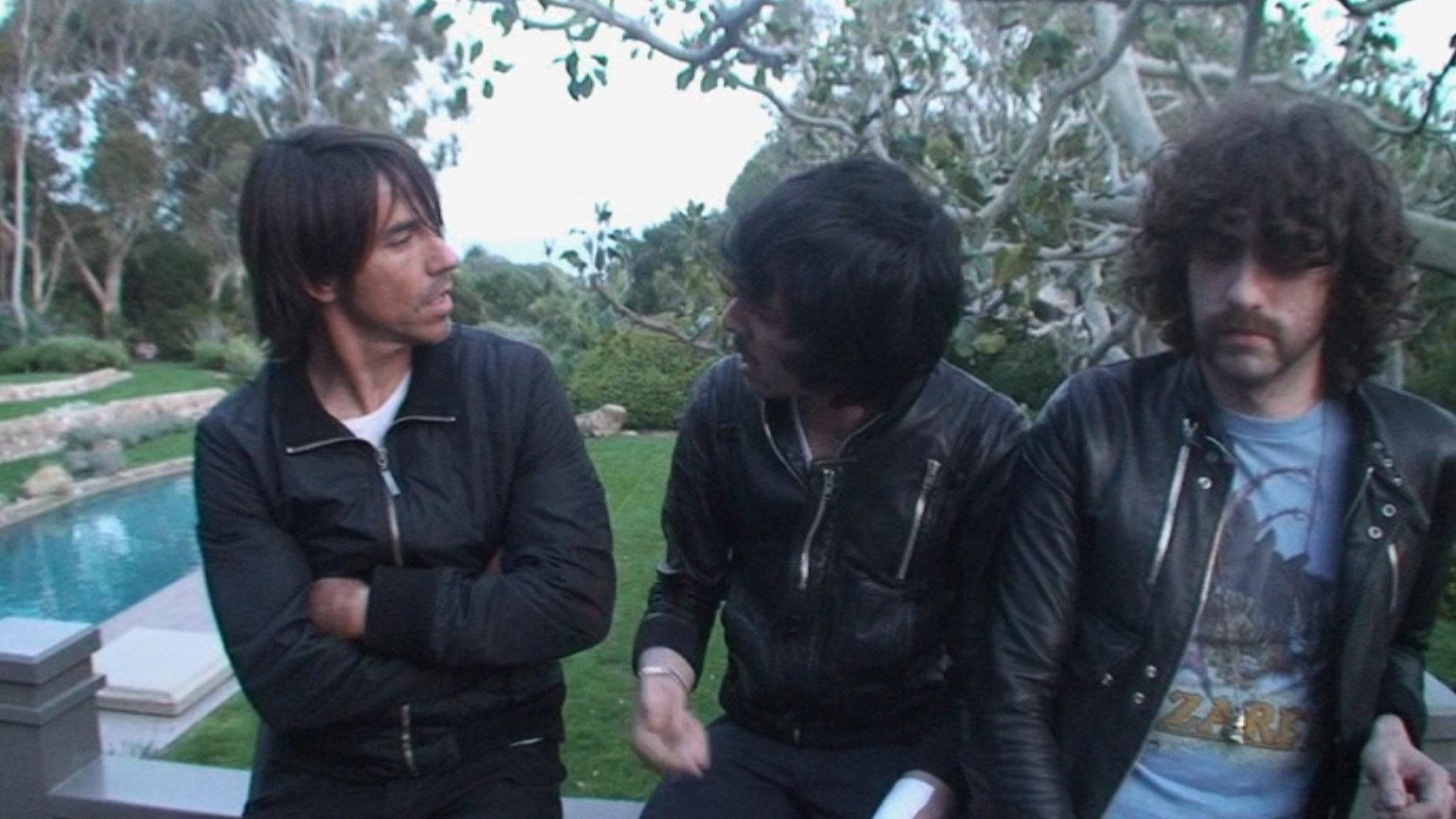 A Cross the Universe 2008 movie scene