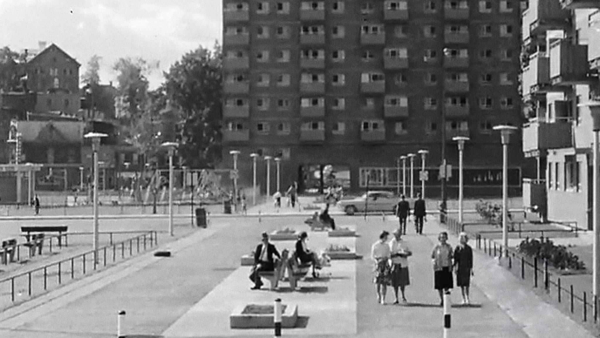 Les Habitations Jeanne-Mance 1963 movie scene