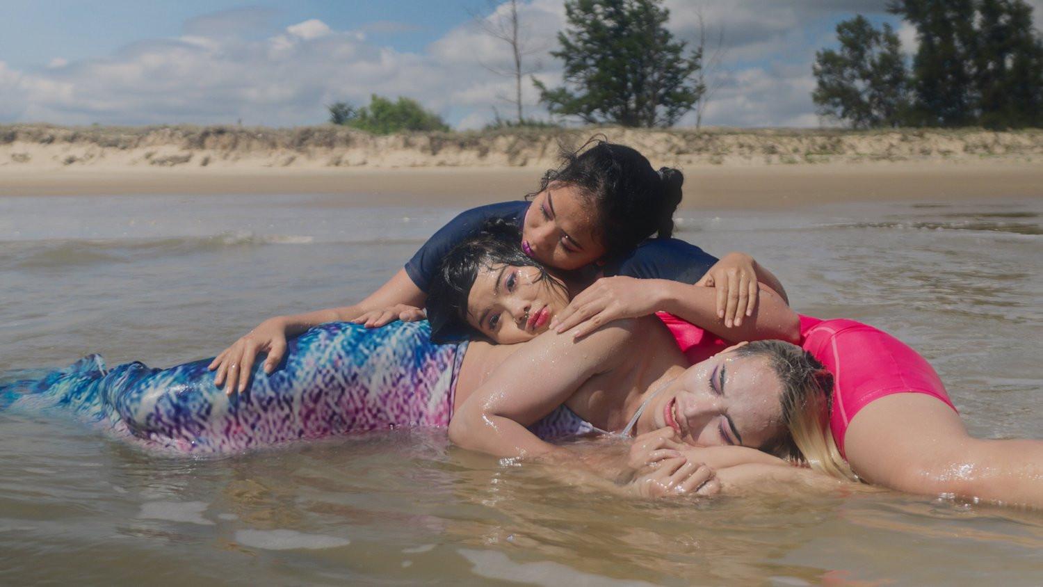 Buoyant 2023 movie scene