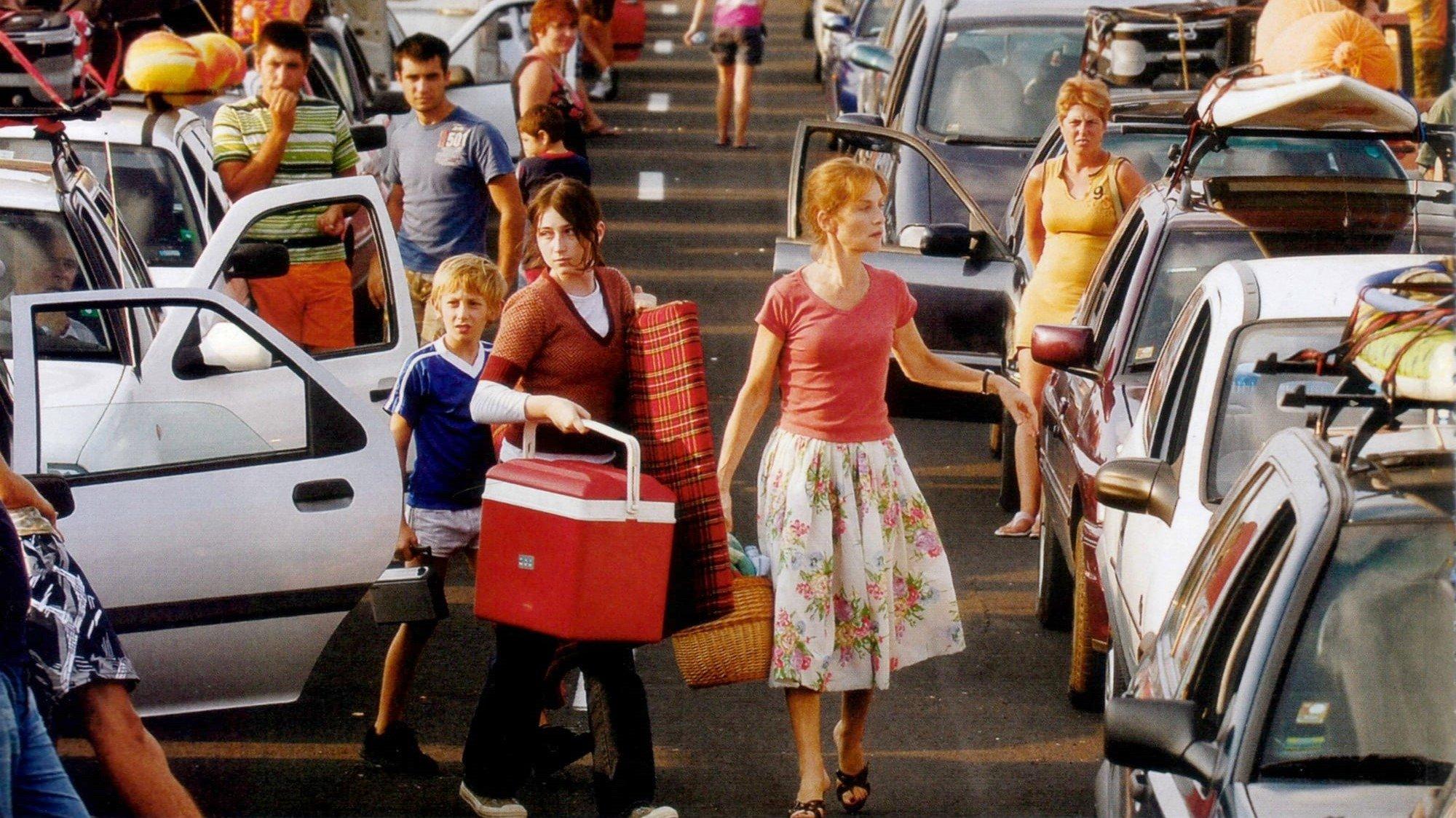 Home 2008 movie scene