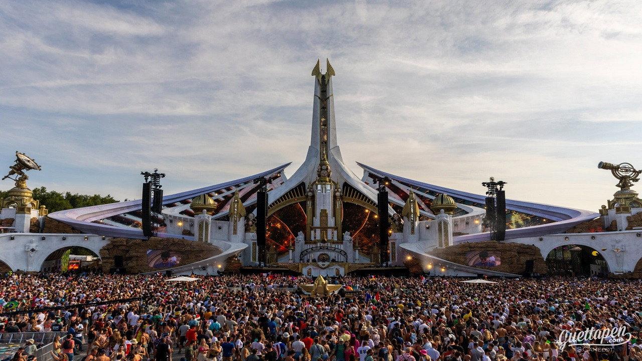 Tomorrowland 2023 Warm up 2022 movie scene