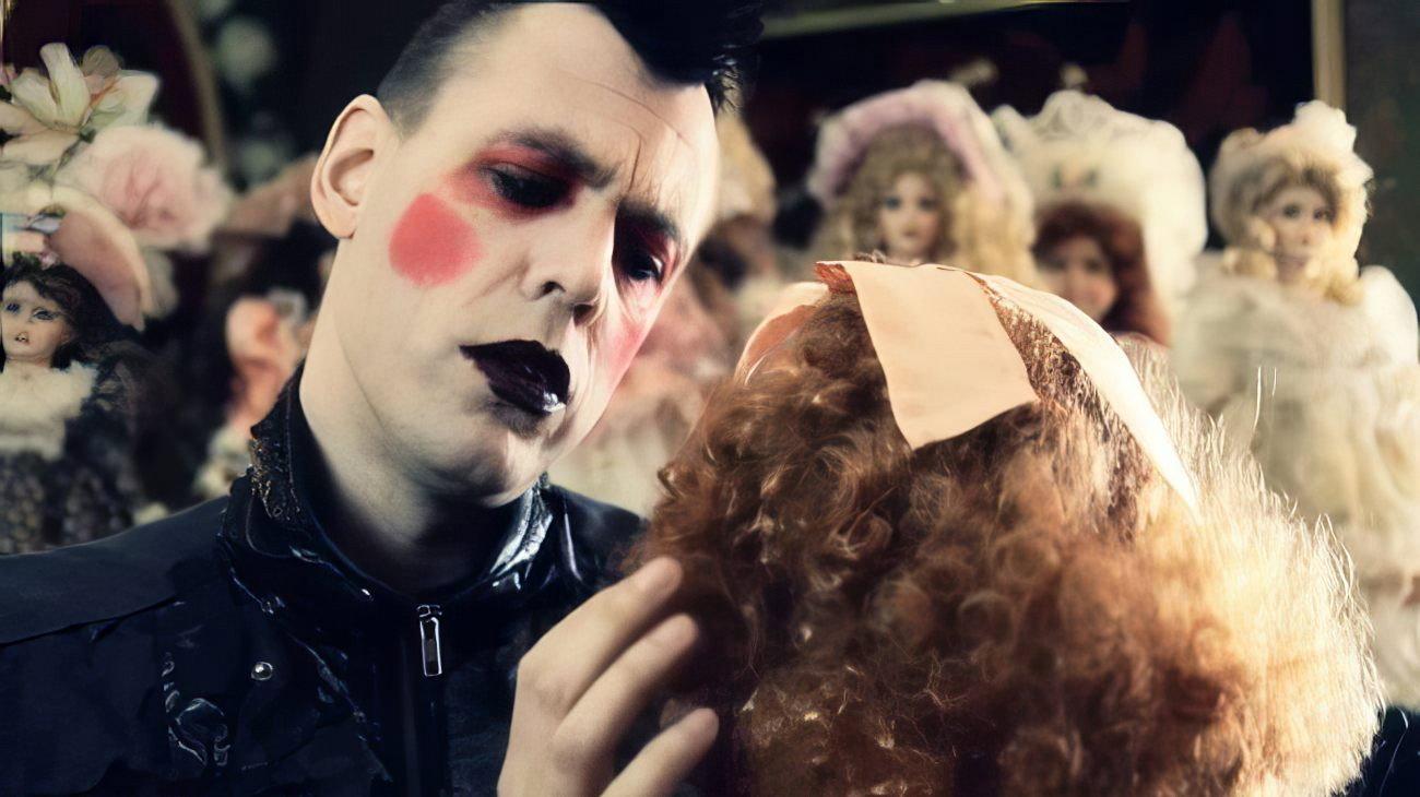 Henric de la Cour 2014 movie scene