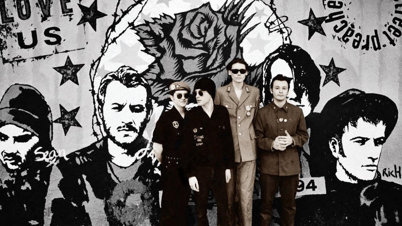 Manic Street Preachers: From There to Here 1998 movie scene